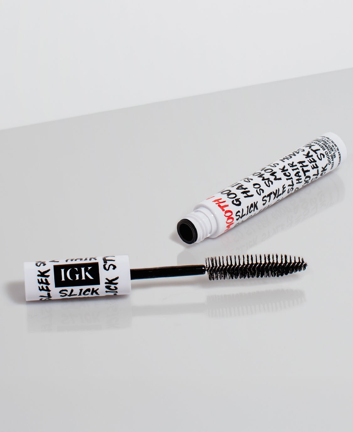 I.G.K NEMVALA™ – Anti-Frizz & Flyaway Taming Wand