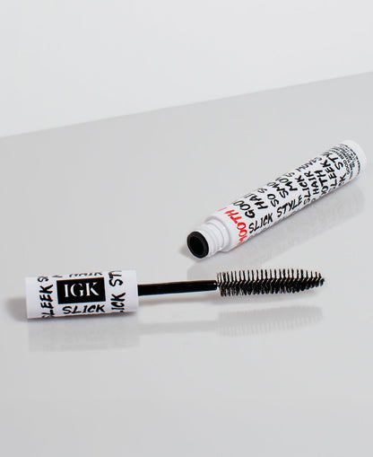 I.G.K NEMVALA™ – Anti-Frizz & Flyaway Taming Wand